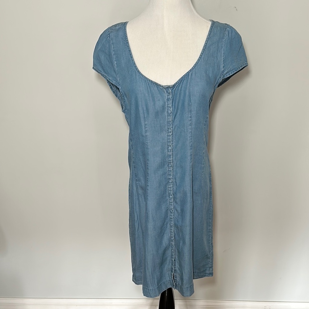 Casual Lightweight Blue Button Up Denim Dress Size 6